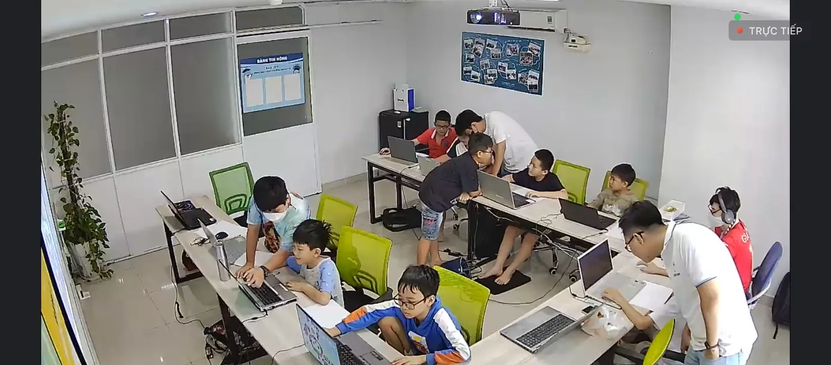 Hình ảnh lớp học Scratch tại ConCanCode